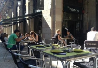 Restaurant ubicat al Passeig Picasso, 32. Al barri del Born a Galicia